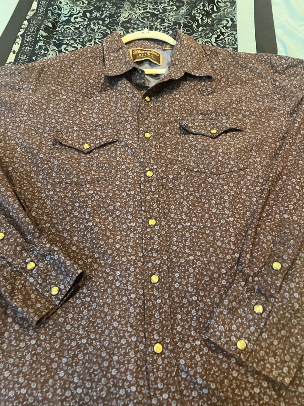 Wrangler RETRO Brown Floral-Print Long-Sleeve Button-Down Shirt - Picture 3 of 7